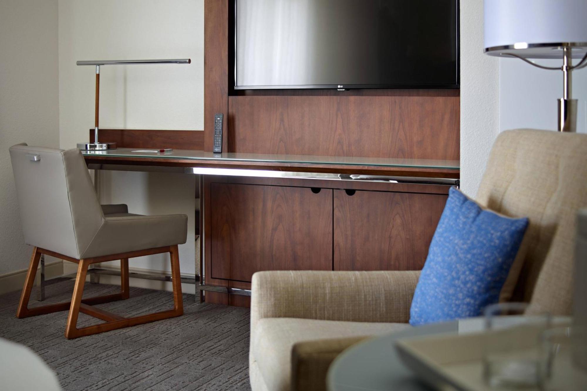 แมริออท แอต เดอะ ยูนิเวอร์ซิตี้ ออฟ เดย์ตัน Hotel ภายนอก รูปภาพ