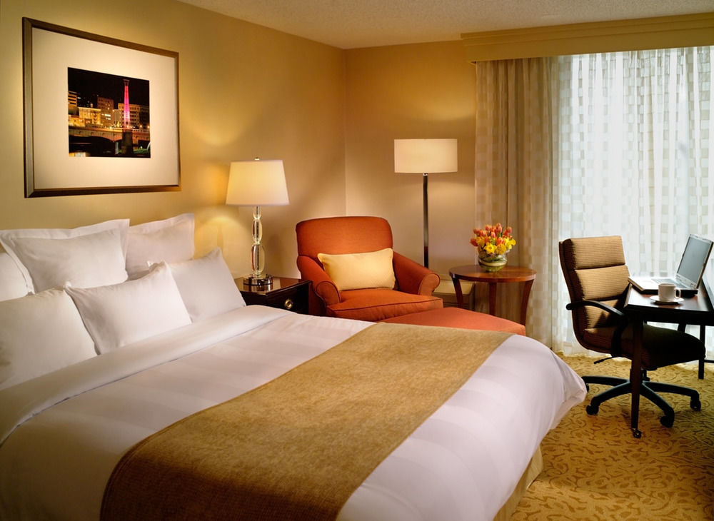 แมริออท แอต เดอะ ยูนิเวอร์ซิตี้ ออฟ เดย์ตัน Hotel ห้อง รูปภาพ
